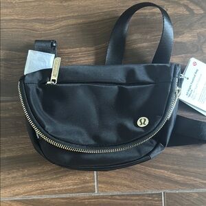 lululemon athletica All Night Festival Black Crossbody Bag